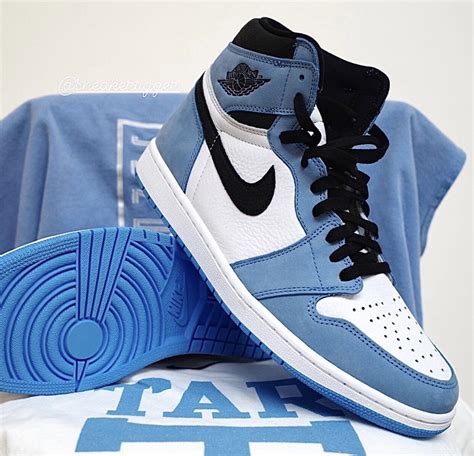 blaue nike air jordan|dark blue nike air jordans.